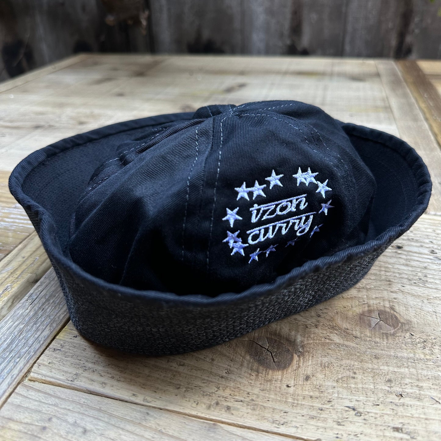 izon Sailor Hat Black